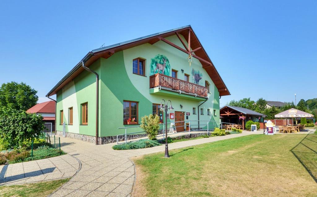 Restaurace A Penzion Kamenec Jilešovice エクステリア 写真